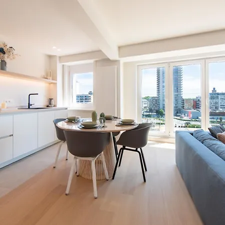 Luxury With Marina View And Free Parking Apartman