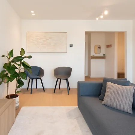 Luxury 2 Bedrooms Apartment With Harbor View And Free Parking