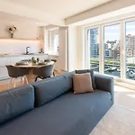 Luxury With Marina View And Free Parking Apartment *